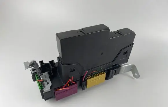 Mercedes-Benz E W212 SAM control unit 5DK01102305 2129009522
