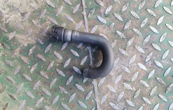 BMW X5 E53 Engine coolant pipe/hose 11537791170