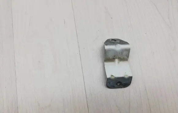 Audi A4 S4 B9 Fender mounting bracket 8w0821471
