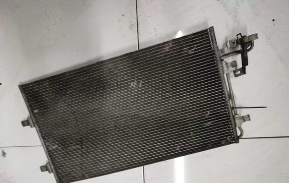 Volvo V50 A/C cooling radiator (condenser) 