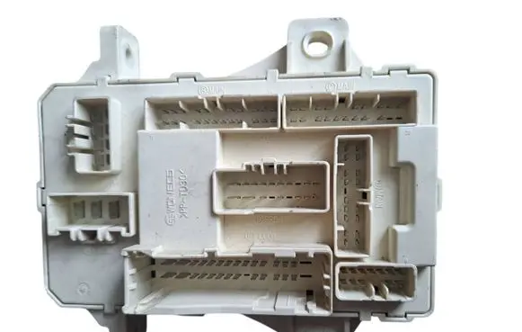KIA Ceed Fuse module 919501H540 919502H500