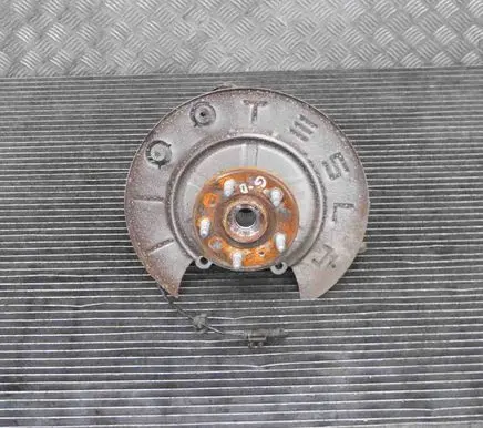 Tesla Model S Rear wheel hub