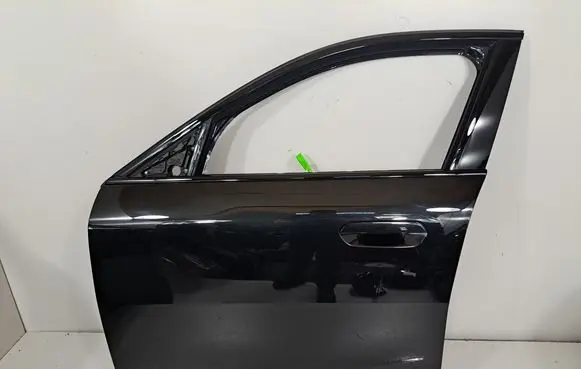BMW X2 U10 Front door 5A589F7 5A620E7