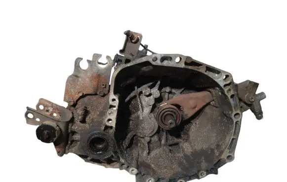 Toyota Yaris Manual 5 speed gearbox 331110D020