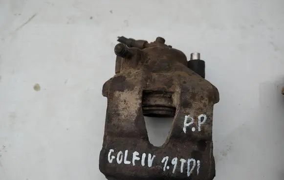 Volkswagen Golf IV Front Brake Caliper Pad/Carrier 