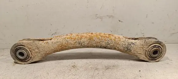 Rear control arm