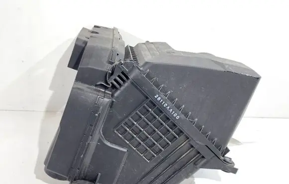Hyundai Elantra VII Air filter box 