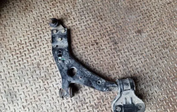 Ford Kuga II Front lower control arm/wishbone CV613C339AAA