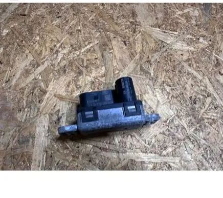 Jaguar F-Pace Glow plug pre-heat relay GX7312B533AD