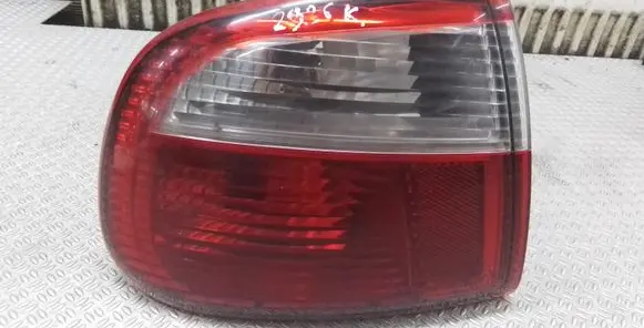 Seat Toledo II (1M) Rear/tail lights 1M5945095B