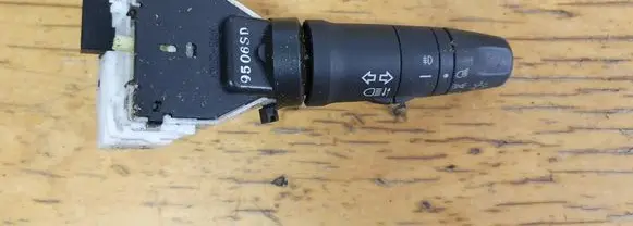 Nissan Note (E11) Indicator stalk