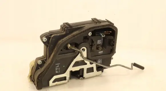 BMW 3 E90 E91 Front door lock 7059967