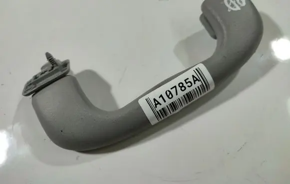Opel Astra H Front interior roof grab handle