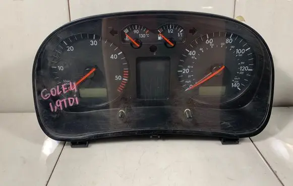 Volkswagen Golf IV Speedometer (instrument cluster) 1J0919931D