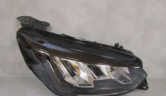 Peugeot 208 II Headlight/headlamp 9833036180 73312206 73312206E978