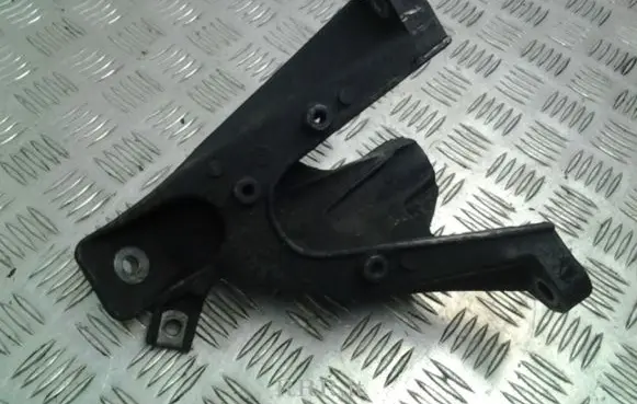 Audi A6 S6 C6 4F Engine mounting bracket 4F0199308P
