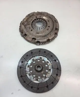 Renault Trafic III (X82) Pressure plate 302059239R 301018864R