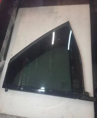 Mercedes-Benz E W214 Rear vent window glass A2147301800