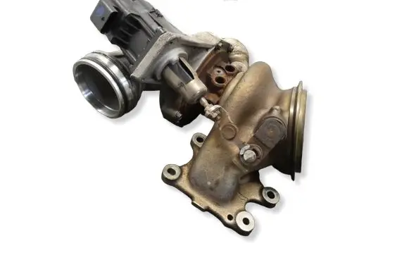 BMW 2 F45 Turbo 8631901 8683535