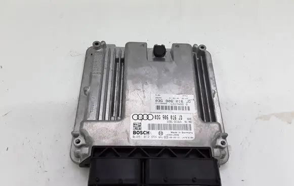Audi A4 S4 B8 8K Engine control unit/module 03G906016JD 0281012654 1039S12996