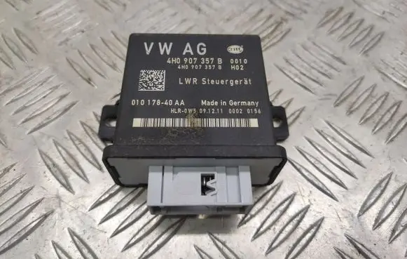 Audi A4 S4 B8 8K Light module LCM 4H0907357