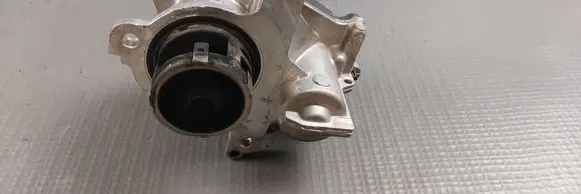 Skoda Octavia Mk4 EGR valve 05L131501m