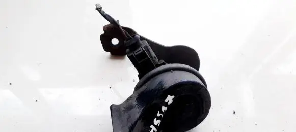 Skoda Octavia Mk2 (1Z) Horn signal E9703881157