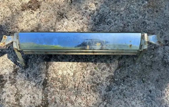 Mitsubishi Pajero Rear bumper trim bar molding MR533016 MR533017