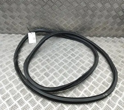 Volkswagen Touareg III Rubber seal front door (on door) 760867911D