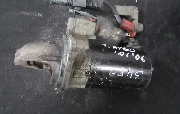 Toyota Aygo AB10 Starter motor 1005831463 0001107439