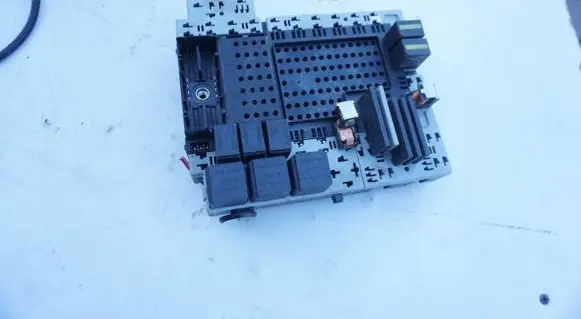 Volvo XC90 Fuse module 30679527