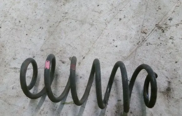 Toyota Verso Rear coil spring