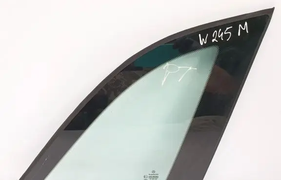 Mercedes-Benz B W245 Rear side window A1696701012
