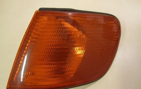 Audi 100 S4 C4 Front indicator light 137983