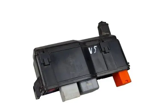 Toyota Avensis T250 Fuse box set 53953W