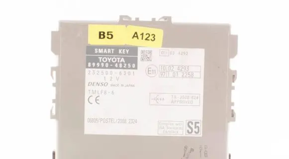 Lexus RX 450H Keyless (KESSY) go control unit/module 8999048250 2325006301