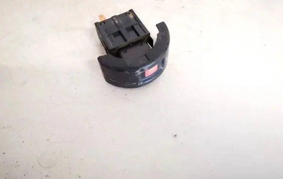 Opel Astra G Hazard light switch 09131728 09138059