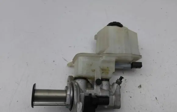 Volkswagen T-Roc Master brake cylinder 5Q2611301G