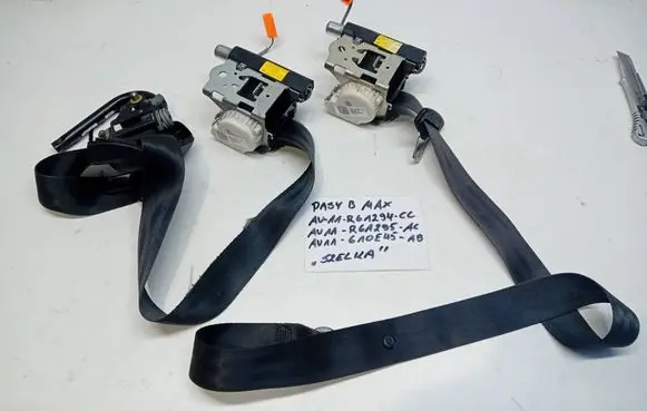 Ford B-MAX Set of seat belts AV11R61295AC av11610e45ab av11r61294cc
