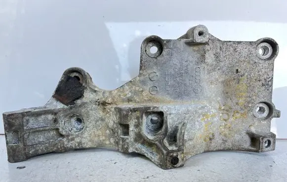 Audi A3 S3 8P Generator/alternator bracket 03G903143F