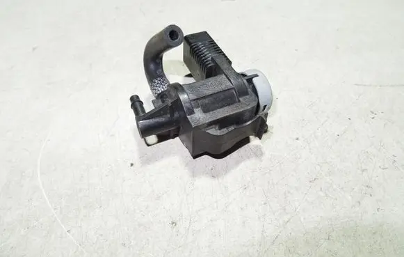 Volkswagen Caddy Turbo solenoid valve 1K0906283A