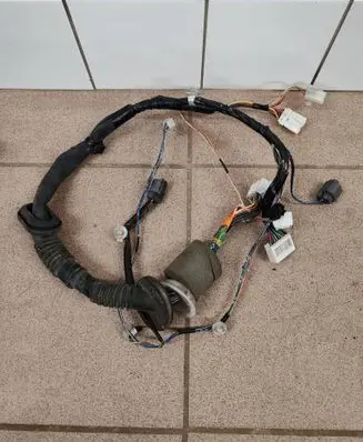 Subaru Legacy Front door wiring loom 81820AG180