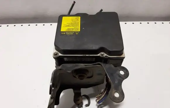 Toyota Avensis T270 ABS Pump 0265235406 0265950749 4454005070