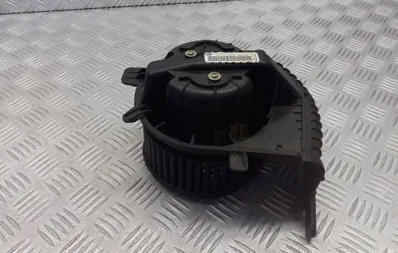 Renault Scenic II - Grand scenic II Front door blower motor N100715