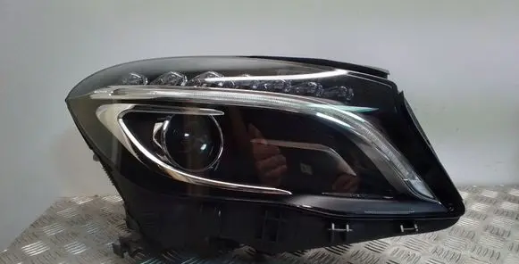 Mercedes-Benz GLA W156 Headlight/headlamp A1568260258