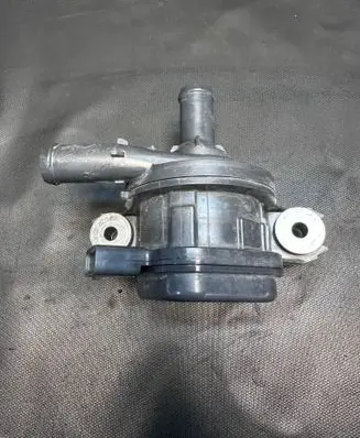 Toyota Hilux VIII Electric auxiliary coolant/water pump 161B047010 63025F125351