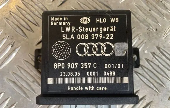 Audi A6 S6 C6 4F Light module LCM 8P0907357C 5LA00837922 00010488