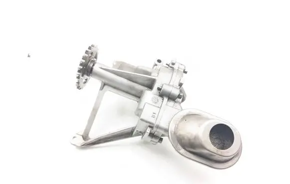 Ford Kuga I Oil pump 9682393380