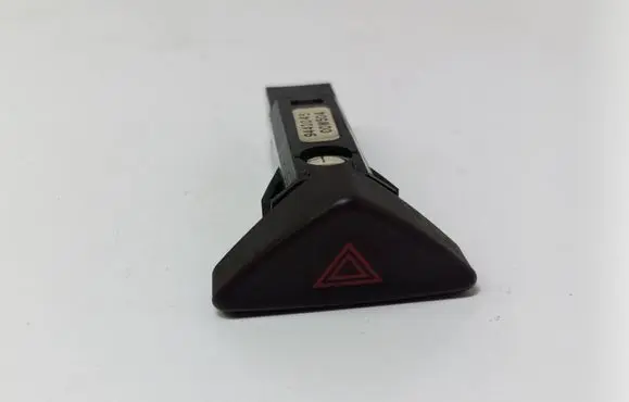 Volvo S60 Hazard light switch 9441045