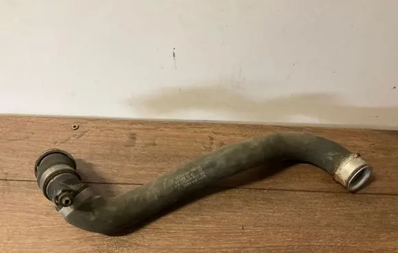 Mercedes-Benz E W211 Engine coolant pipe/hose A2115016482 2115016482